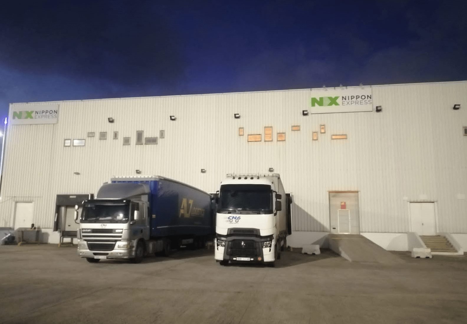 Photo-entrepot-Nippon-Express_new-1